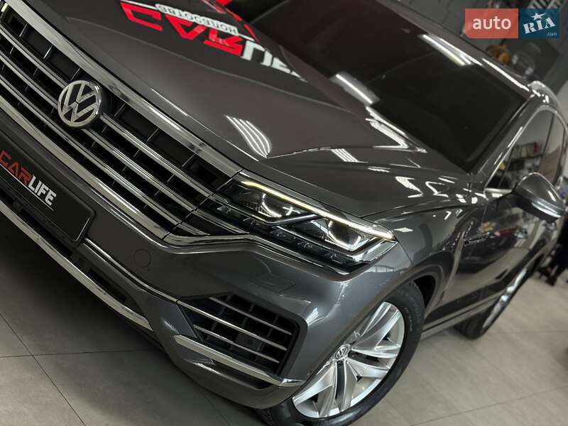 Позашляховик / Кросовер Volkswagen Touareg 2019 в Тернополі