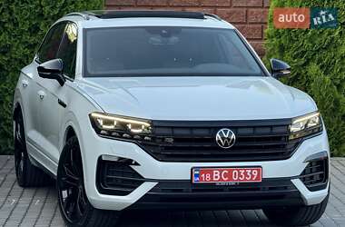 Позашляховик / Кросовер Volkswagen Touareg 2022 в 