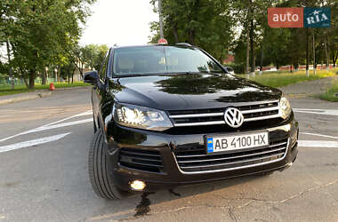 Внедорожник / Кроссовер Volkswagen Touareg 2013 в 
