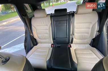 Внедорожник / Кроссовер Volkswagen Touareg 2013 в 
