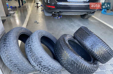 Внедорожник / Кроссовер Volkswagen Touareg 2013 в 