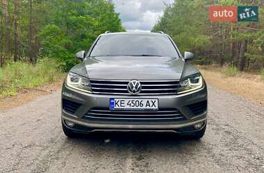 Позашляховик / Кросовер Volkswagen Touareg 2015 в Балаклії