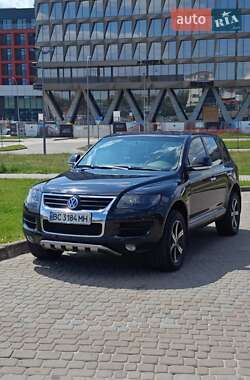 Внедорожник / Кроссовер Volkswagen Touareg 2008 в Львове