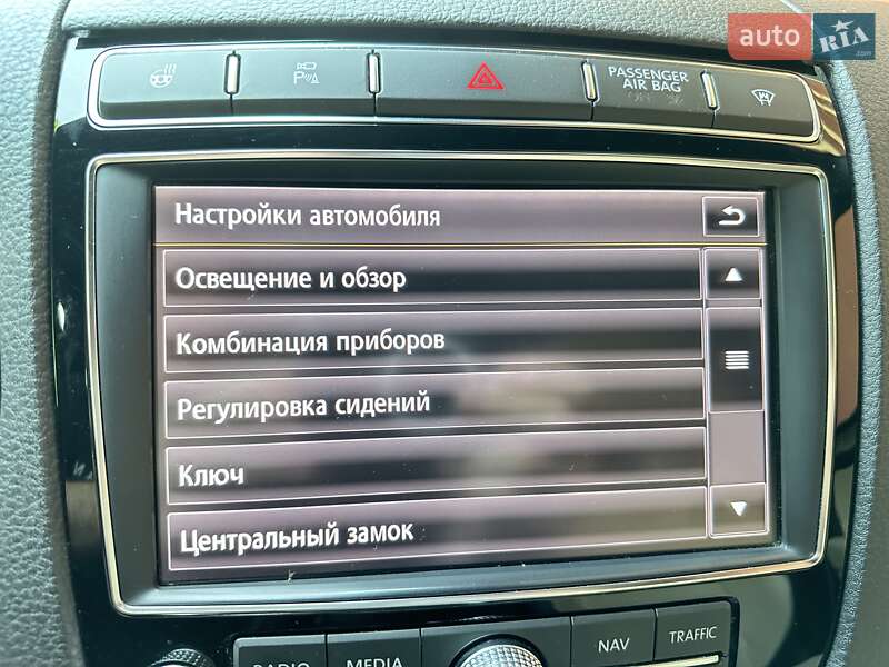 Внедорожник / Кроссовер Volkswagen Touareg 2017 в Белгороде-Днестровском