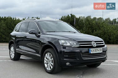 Позашляховик / Кросовер Volkswagen Touareg 2013 в Києві
