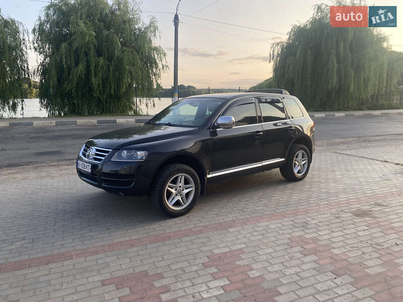 Позашляховик / Кросовер Volkswagen Touareg 2006 в Тростянці