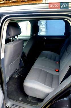 Внедорожник / Кроссовер Volkswagen Touareg 2007 в 