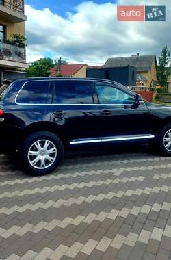 Внедорожник / Кроссовер Volkswagen Touareg 2007 в 