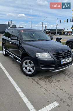 Позашляховик / Кросовер Volkswagen Touareg 2005 в Києві