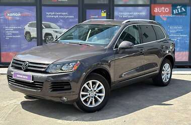 Внедорожник / Кроссовер Volkswagen Touareg 2012 в Виннице