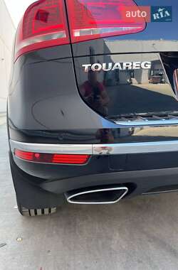 Внедорожник / Кроссовер Volkswagen Touareg 2016 в 
