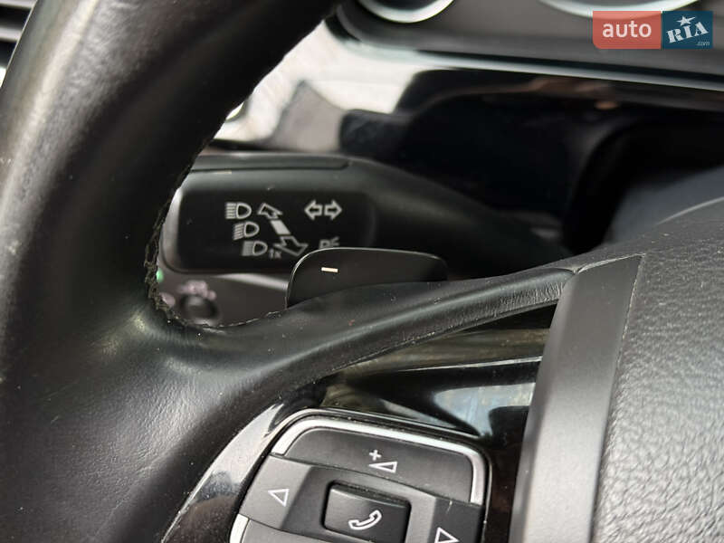 Позашляховик / Кросовер Volkswagen Touareg 2014 в Миколаєві