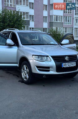 Внедорожник / Кроссовер Volkswagen Touareg 2009 в Хмельницком