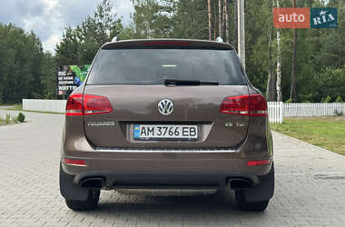 Внедорожник / Кроссовер Volkswagen Touareg 2012 в 