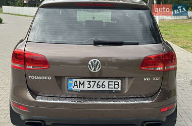 Внедорожник / Кроссовер Volkswagen Touareg 2012 в 