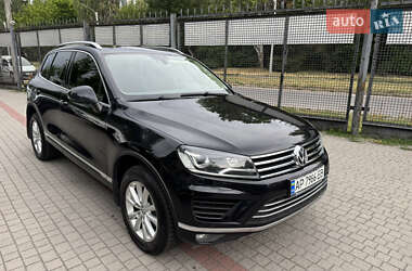 Внедорожник / Кроссовер Volkswagen Touareg 2015 в Запорожье