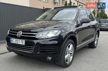 Позашляховик / Кросовер Volkswagen Touareg 2012 в Львові