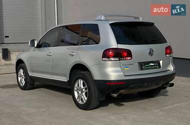 Внедорожник / Кроссовер Volkswagen Touareg 2007 в 