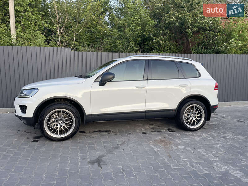 Volkswagen Touareg 2015