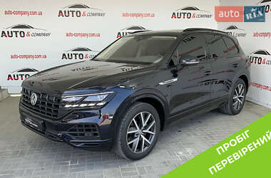 Позашляховик / Кросовер Volkswagen Touareg 2019 в Львові