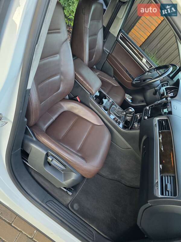 Внедорожник / Кроссовер Volkswagen Touareg 2013 в Киеве фото 5 Внедорожник / Кроссовер Volkswagen Touareg 2013 в Киеве