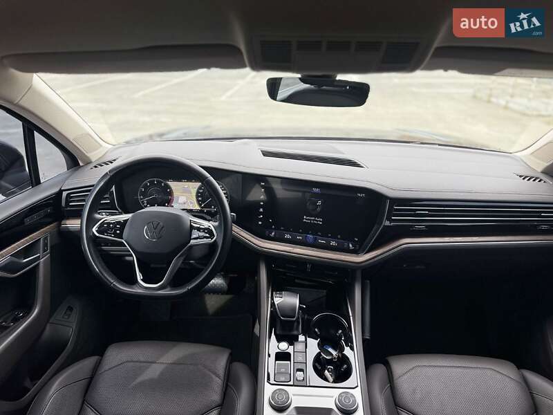 Внедорожник / Кроссовер Volkswagen Touareg 2021 в Киеве фото 6 Внедорожник / Кроссовер Volkswagen Touareg 2021 в Киеве