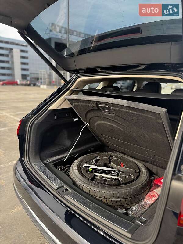 Внедорожник / Кроссовер Volkswagen Touareg 2021 в Киеве фото 23 Внедорожник / Кроссовер Volkswagen Touareg 2021 в Киеве