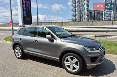 Внедорожник / Кроссовер Volkswagen Touareg 2017 в Тернополе