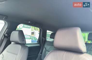 Внедорожник / Кроссовер Volkswagen Touareg 2013 в 