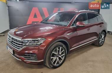 Внедорожник / Кроссовер Volkswagen Touareg 2022 в Киеве