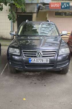 Позашляховик / Кросовер Volkswagen Touareg 2006 в Києві