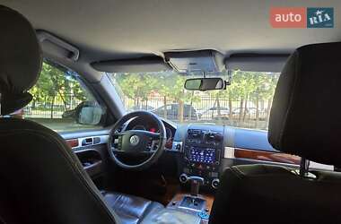 Позашляховик / Кросовер Volkswagen Touareg 2003 в 