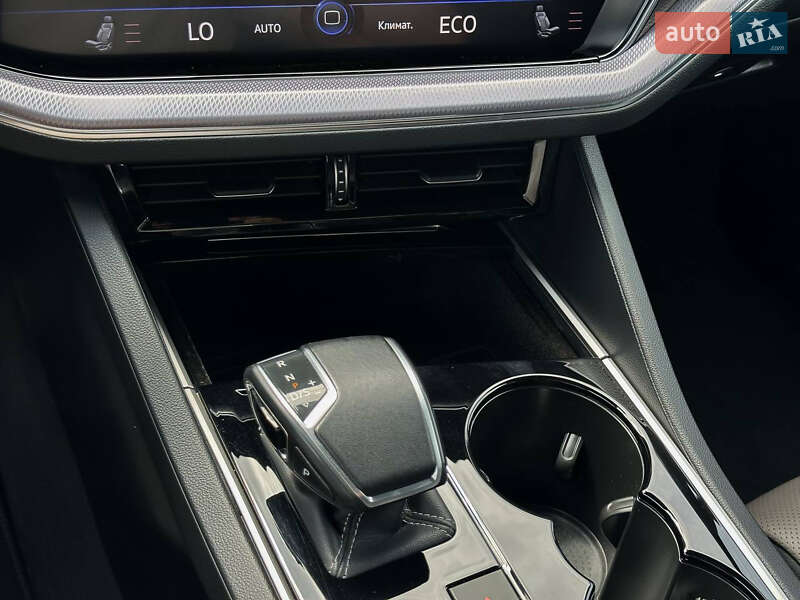 Позашляховик / Кросовер Volkswagen Touareg 2020 в Ужгороді фото 49 Позашляховик / Кросовер Volkswagen Touareg 2020 в Ужгороді