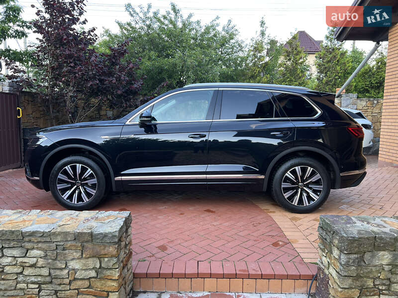 Внедорожник / Кроссовер Volkswagen Touareg 2021 в Виннице