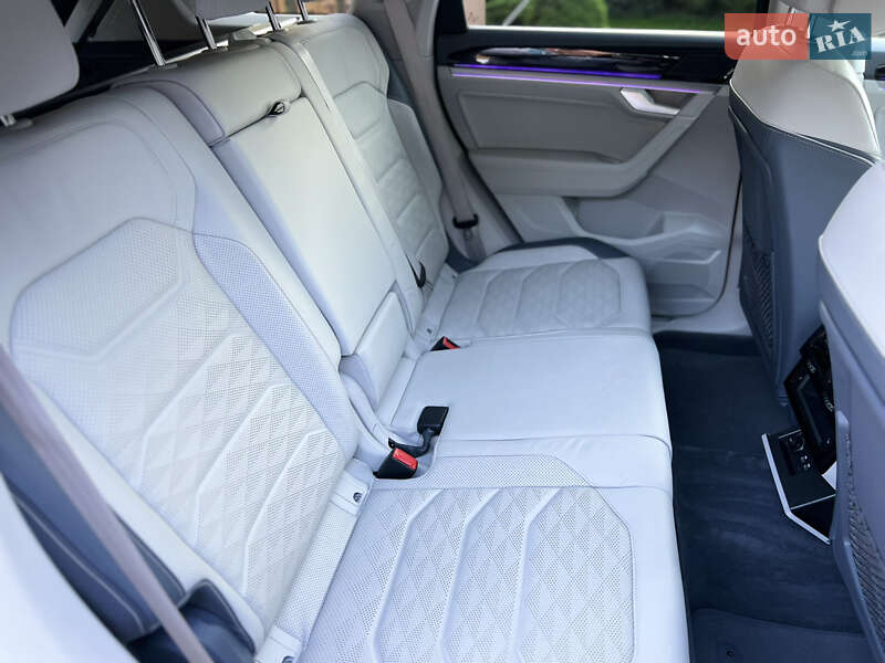 Внедорожник / Кроссовер Volkswagen Touareg 2021 в Виннице