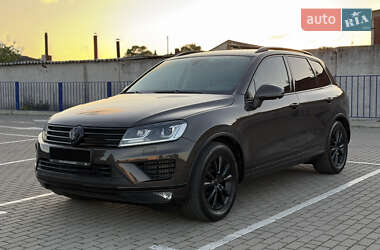 Позашляховик / Кросовер Volkswagen Touareg 2015 в Тернополі