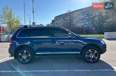 Позашляховик / Кросовер Volkswagen Touareg 2003 в 