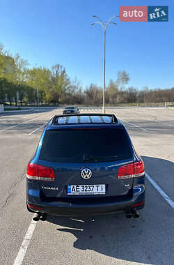 Позашляховик / Кросовер Volkswagen Touareg 2003 в 