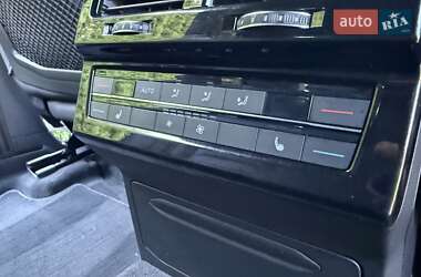 Позашляховик / Кросовер Volkswagen Touareg 2021 в 