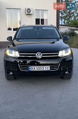 Внедорожник / Кроссовер Volkswagen Touareg 2014 в Подволочиске