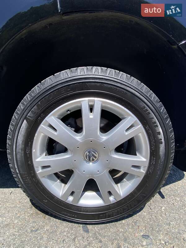 Внедорожник / Кроссовер Volkswagen Touareg 2008 в Белгороде-Днестровском