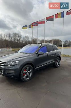 Внедорожник / Кроссовер Volkswagen Touareg 2013 в Балте