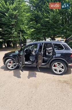 Внедорожник / Кроссовер Volkswagen Touareg 2015 в Львове