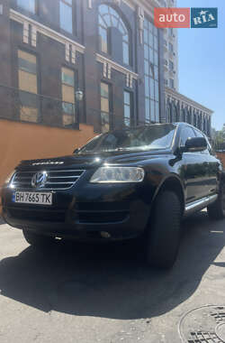 Внедорожник / Кроссовер Volkswagen Touareg 2004 в Одессе