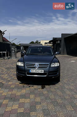 Внедорожник / Кроссовер Volkswagen Touareg 2003 в Ужгороде