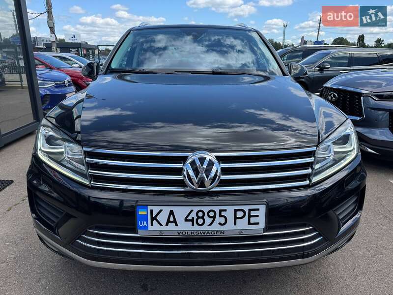 Позашляховик / Кросовер Volkswagen Touareg 2016 в Києві фото 2 Позашляховик / Кросовер Volkswagen Touareg 2016 в Києві