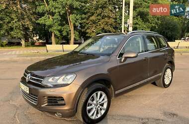 Позашляховик / Кросовер Volkswagen Touareg 2013 в Хмельницькому