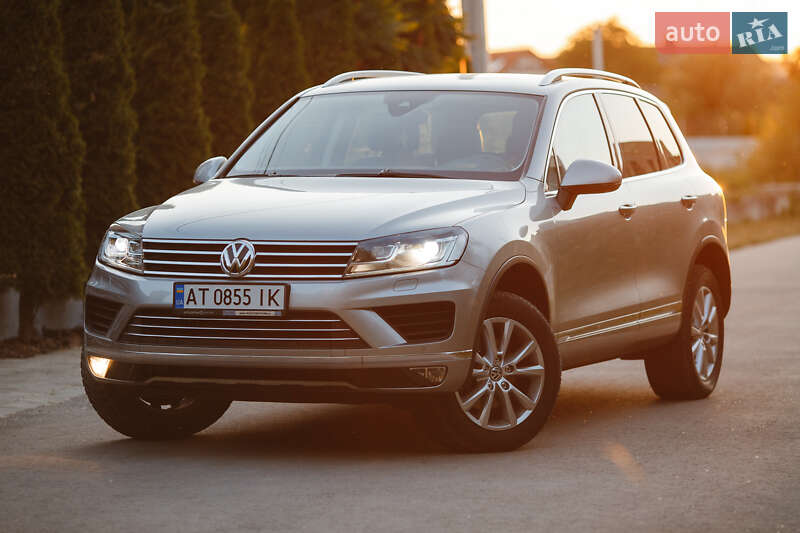 Внедорожник / Кроссовер Volkswagen Touareg 2017 в 