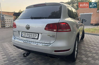 Внедорожник / Кроссовер Volkswagen Touareg 2012 в 