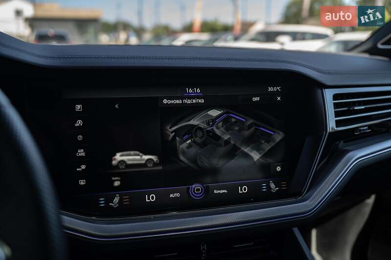 Внедорожник / Кроссовер Volkswagen Touareg 2022 в Черновцах